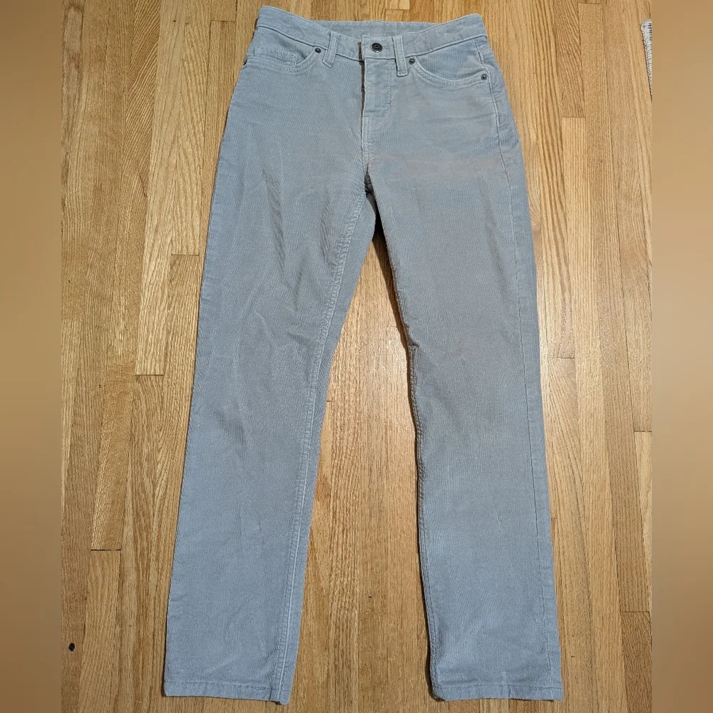 Patagonia Organic Cotton Fitted Corduroy Pants Size 26 Light Gray